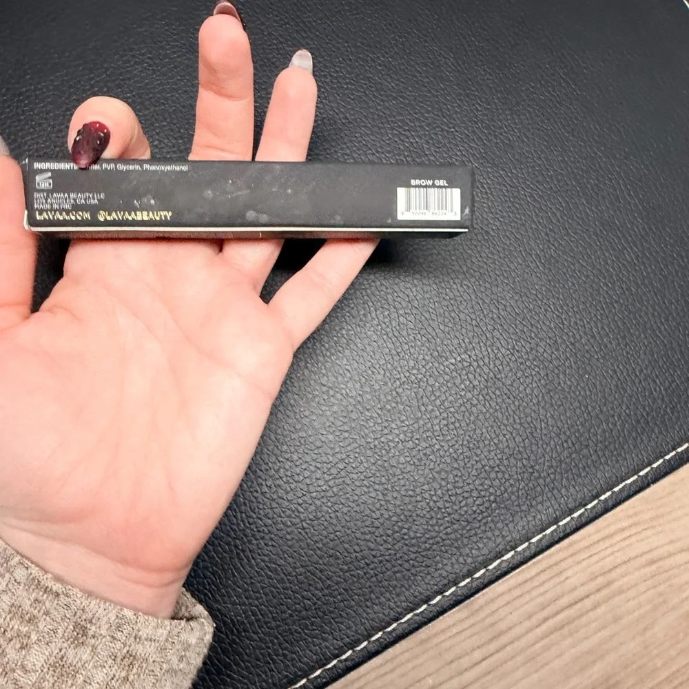 NWT Lavaa Los Angeles Brow Gel